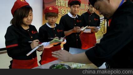 一切為了客戶 瑞糧餐飲集團(tuán)的服務(wù)理念與品牌形象